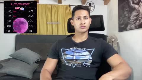 Snapshot of benjamincooperk1 chatting on February 24, 12:52 am benjamincooperk online show from February 24, 12:52 am