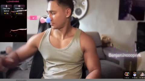 Snapshot of benjamincooperk1 chatting on October 20, 8:48 am benjamincooperk online show from October 20, 8:48 am