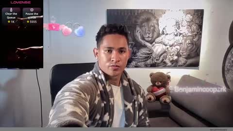 Snapshot of benjamincooperk1 chatting on October 25, 9:50 am benjamincooperk online show from October 25, 9:50 am