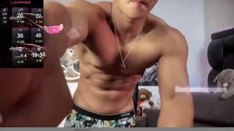 Snapshot of benjamincooperk1 chatting on October 31, 7:53 am benjamincooperk online show from October 31, 7:53 am