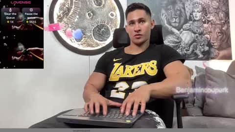 Snapshot of benjamincooperk1 chatting on November 11, 3:06 am benjamincooperk online show from November 11, 3:06 am