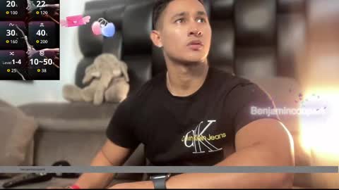 Snapshot of benjamincooperk1 chatting on November 16, 7:58 am benjamincooperk online show from November 16, 7:58 am