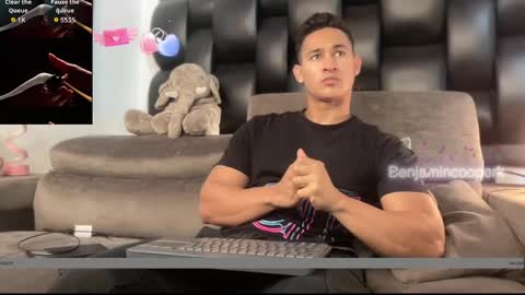 Snapshot of benjamincooperk1 chatting on November 18, 3:56 am benjamincooperk online show from November 18, 3:56 am