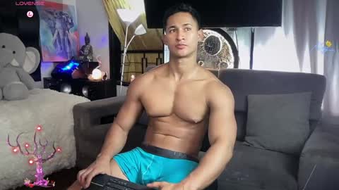 Snapshot of benjamincooperk1 chatting on June 4, 6:41 am benjamincooperk online show from June 4, 6:41 am