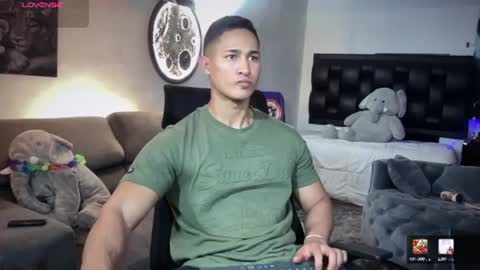 benjamincooperk online show from July 27, 8:21 am