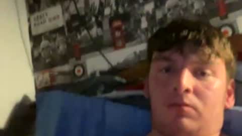 Snapshot of benji8901415164 chatting on December 15, 4:11 pm benji8901415164 online show from December 15, 4:11 pm