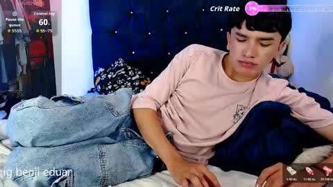 Snapshot of benji_hoter chatting on May 31, 4:25 pm Benji Hoter online show from May 31, 4:25 pm