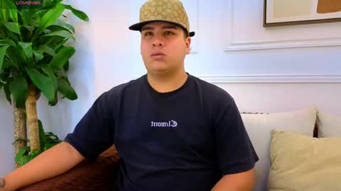 bennett_alejoo online show from May 6, 7:30 pm