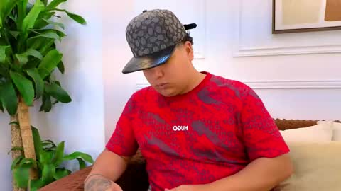 bennett_alejoo online show from May 7, 6:24 pm