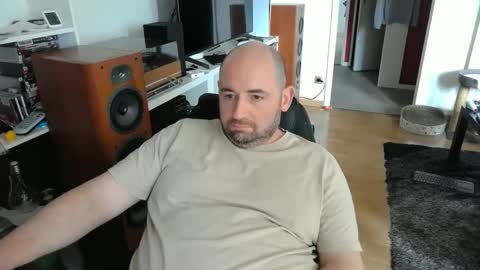 Ben online show from April 18, 10:19 am