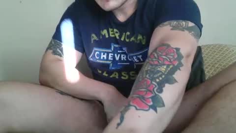 Snapshot of bennymaple chatting on November 16, 2:00 pm bennymaple online show from November 16, 2:00 pm