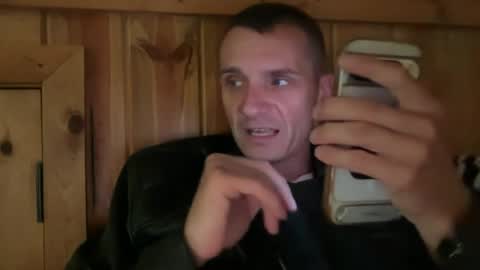 Snapshot of bennymn chatting on June 21, 3:03 pm benny and innocentvixon online show from June 21, 3:03 pm