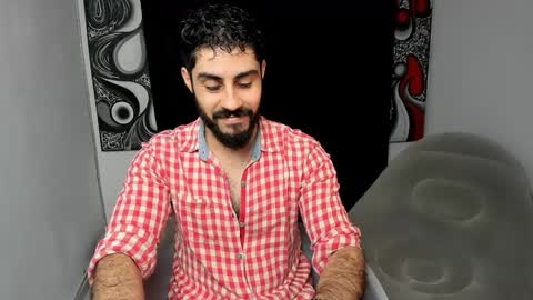 Snapshot of benpatrick69 chatting on December 12, 8:21 pm ben online show from December 12, 8:21 pm