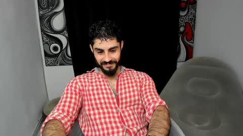 Snapshot of benpatrick69 chatting on December 12, 11:36 pm ben online show from December 12, 11:36 pm