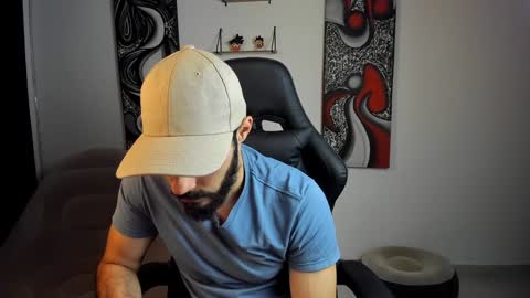 Snapshot of benpatrick69 chatting on February 7, 1:25 am ben online show from February 7, 1:25 am