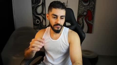 Snapshot of benpatrick69 chatting on February 18, 11:55 am ben online show from February 18, 11:55 am