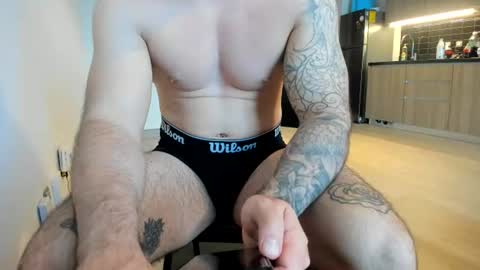 Snapshot of benthebodybuilder chatting on August 2, 11:58 pm Ben Braxton online show from August 2, 11:58 pm