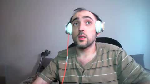 bentish online show from December 25, 2:02 pm