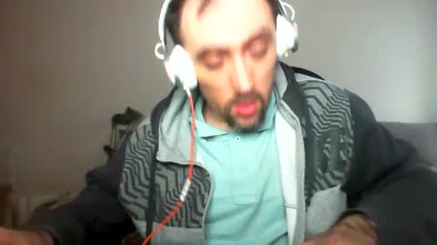 bentish online show from December 29, 2:10 pm