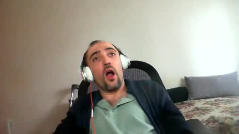 bentish online show from January 31, 11:13 am