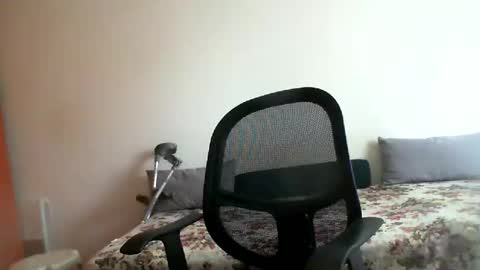 bentish online show from February 3, 9:08 am