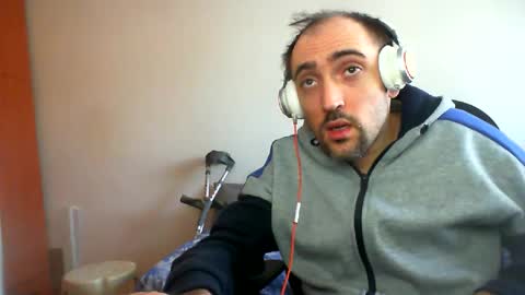 bentish online show from February 11, 8:15 am