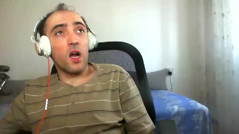 bentish online show from October 23, 7:40 am