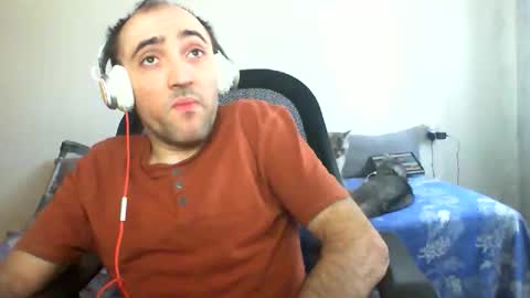 bentish online show from November 19, 8:14 am