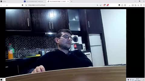 Snapshot of bentley_pt chatting on November 24, 12:43 am BentleyPT online show from November 24, 12:43 am