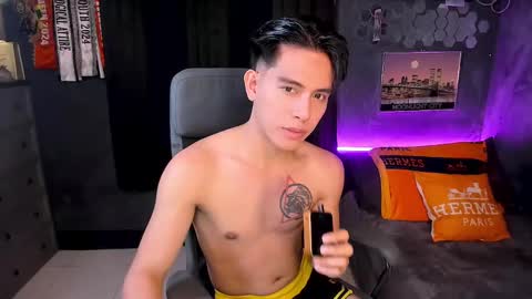 bentlyfuck online show from December 15, 2:27 pm