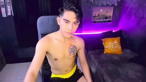 bentlyfuck online show from December 16, 1:32 pm