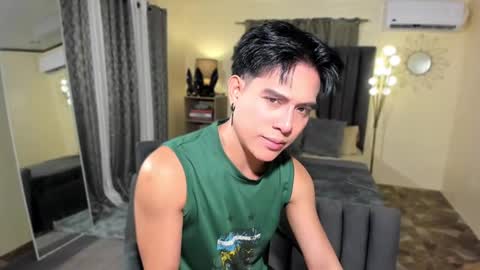 bentlyfuck online show from March 3, 5:18 pm