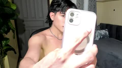Snapshot of bentlyfuck chatting on May 22, 10:32 am bentlyfuck online show from May 22, 10:32 am