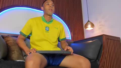 bento_fox online show from February 6, 4:28 am