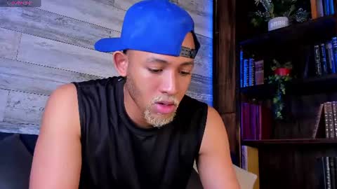 Snapshot of bento_fox chatting on July 21, 5:21 am bento_fox online show from July 21, 5:21 am