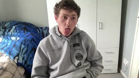 READ MY BIO ---  --- READ MY BIO online show from February 26, 2:46 pm