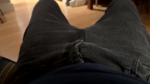 benz10001 online show from February 17, 11:42 pm