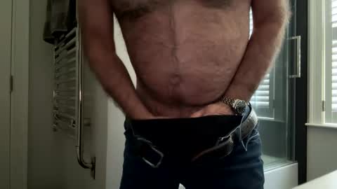 benz10001 online show from February 21, 6:48 pm