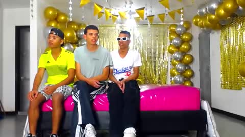 benz boys online show from January 19, 12:06 pm