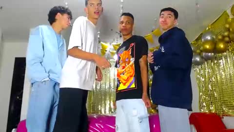 benz boys online show from February 4, 12:11 pm