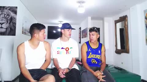 benz boys online show from September 12, 12:27 pm