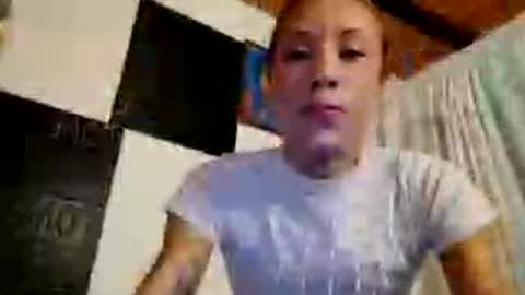 Snapshot of berenice_i chatting on July 18, 8:23 pm berenice_i online show from July 18, 8:23 pm