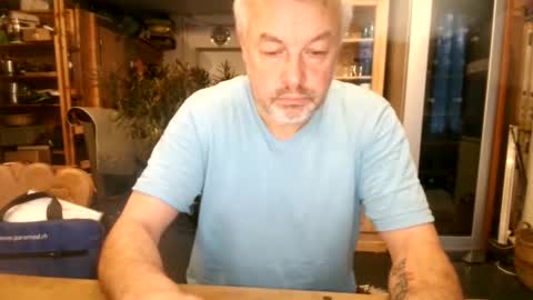 Snapshot of berg_boy chatting on January 5, 7:17 am Martin online show from January 5, 7:17 am