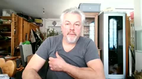 Snapshot of berg_boy chatting on January 27, 11:54 am Martin online show from January 27, 11:54 am