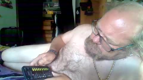 bergeeric1970 online show from September 12, 1:33 pm