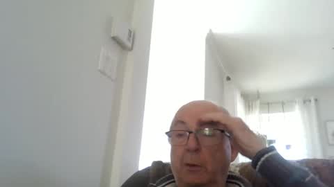 bernard1102 online show from May 9, 1:16 pm
