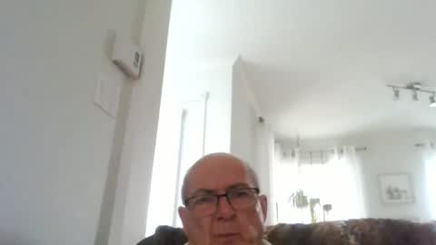 bernard1102 online show from May 25, 5:08 pm
