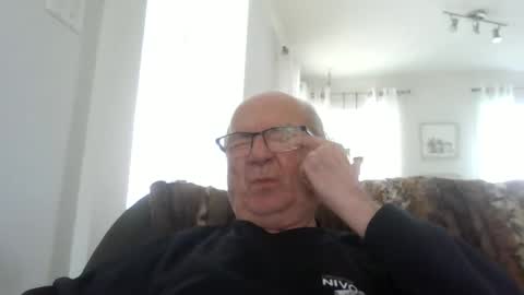 bernard1102 online show from May 27, 2:14 pm