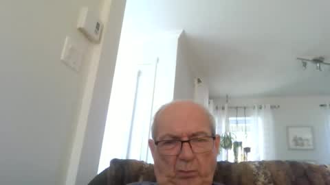bernard1102 online show from May 30, 12:35 pm