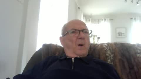 bernard1102 online show from May 31, 3:41 pm